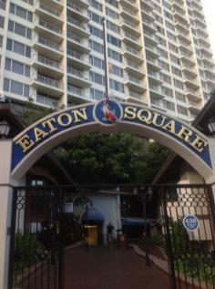 Eaton Square Shopping Plaza 
Hawaii