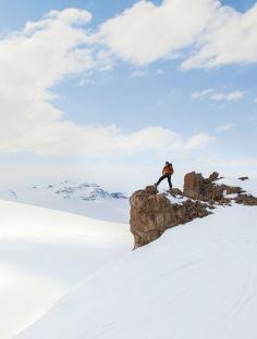 If you're looking for a winter adventure, the spectacular four-day, 37km skiing trek across Banff, Alberta's Wapta Icefield could be just the thing! #westernliving #skiing #banff #alberta