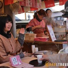 Lots of souvenir and food shops at Sen-soji Temple Marketplace, Asakusa, Tokyo.  tokyo attractions, Getting Around Tokyo on the cheap and easy