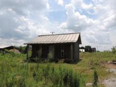 359.........An old Shack located in Alabama Usa