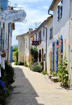 Away from it all  by Heather Aplin ~ Talmont sur Gironde, France