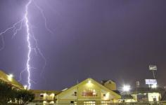 352....LIghtning Strike in Tuscaloosa Alabama