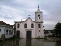 Capela Nossa Senhora das Dores alagada (janeiro 2014)