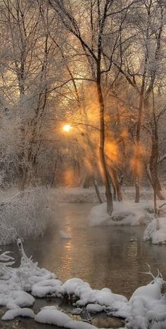 15 Amazing Photos You’ll Never Forget - Cold Dawn in Rossiya, Russia • photo: Andrey Jitkov (Photo-Hunter)