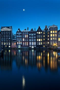 Amsterdam  © Artem Savateev