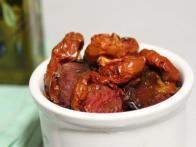 Making homemade sun-dried tomatoes is easier and tastier than you think.