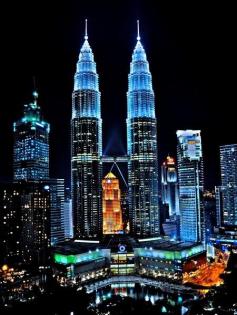 Petronas Towers, Kuala Lumpur * Amazing Cities and Architecture