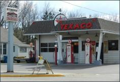 Hazel Green, Wisconsin - old Texaco gas station on highway 80 - (2013)