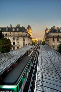 Métro Passy, Paris XVI