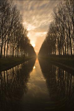 Schipdonkkanaal, Damme, Belgium