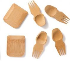 The bambu Scarf-n-Scrape utensil set includes a small spork and a pot scraper so you can chow down on your camp meal and quickly clean up afterwards. Available at REI. #bambu4u