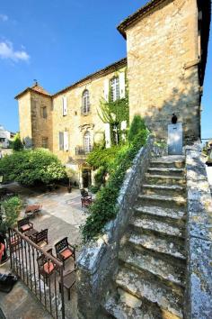 Chateau d'Arpaillargues, Within biking distance of Uzés, revel in the charm and beauty of a castle that has inspired literary works of art.