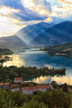 Barrea Lake, ItalyGiovanni Di Gregorio