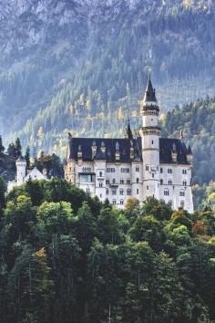 Neuschwanstein Castle, Germany | kari siren