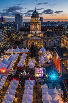 Christmas market at Berlin, Germany: what an amazing holiday destination; it is a gift wrapped in a well-planned gift!