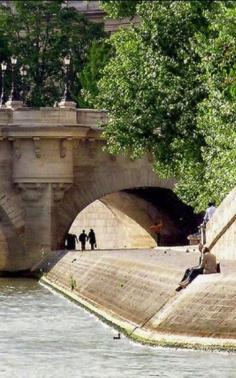 Paris, Banks of the Seine: