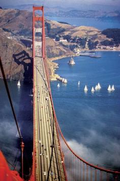 Golden Gate Bridge, San Francisco, United States.