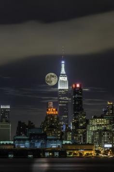 NYC Empire State Building - New York, USA