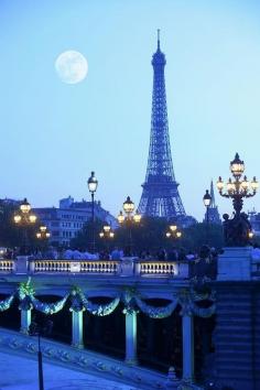 Blue Dusk, Paris