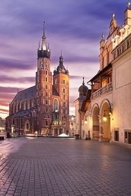 Rynek Glówny - Main Market Square -Kraków, Poland