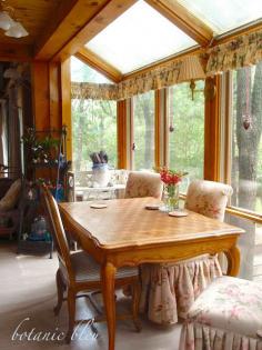 Sunny French Country Breakfast Space | Botanic Bleu      ᘡղbᘠ