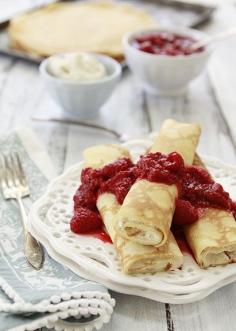 French Raspberry Crêpes | La Beℓℓe ℳystère