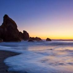 Sunset at Ruby Beach in Washington. Photo courtesy of tracietravels on Instagram.