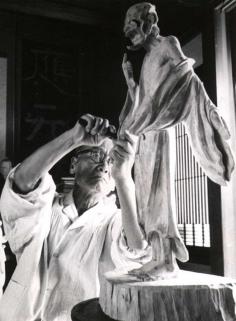 Japanese sculptor HIRAKUSHI Denchu (1872-1979)　平櫛田中