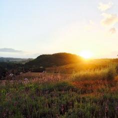 Sun setting in Tuscany. Photo courtesy of _jlecz on Instagram.