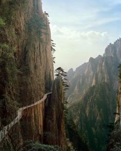 Huangshan mountain (Yellow Mountain), China