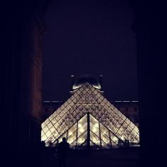 After hours Louvre. Photo courtesy of the_travellist on Instagram.