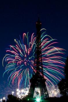 Eiffel tower fireworks