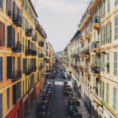 The picturesque streets of Nice lead to its beautiful waterfront. Photo courtesy of alinatsvor on Instagram.