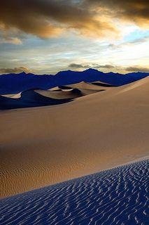 
                        
                            Mesquite Flat Dunes, Death Valley | Flickr - Photo Sharing!
                        
                    