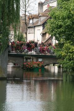 Montargis, France (by Thierry62)