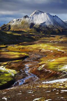 
                        
                            Peaceful River, Alfavatn Lake | Iceland (by Laurent DELCEY)
                        
                    