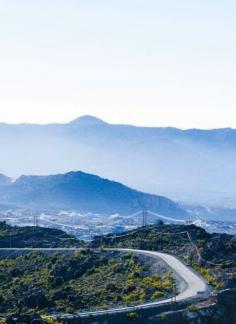 Oman’s spectacular Hajar Mountains