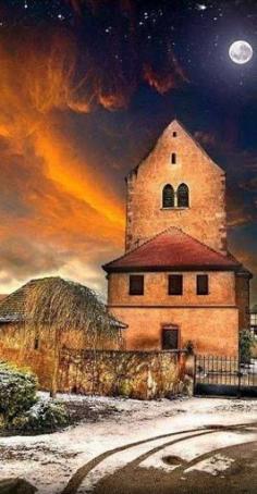 #Alsace, #France en.directrooms.co...