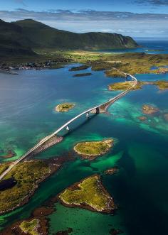 
                        
                            Lofoten Islands, Norway
                        
                    