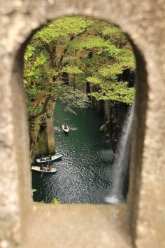 
                        
                            Miyazaki Pref. - Takachiho Gorge
                        
                    