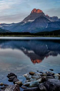 Sunrise at Swithcurrent lake by Patricia Bauchman