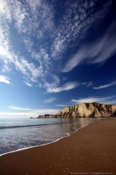 Tolaga Bay Beach - New Zealand's East Cape - Deserted wilderness and spectacular coastal scenery!