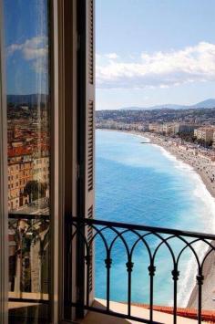 
                        
                            Nice, France.
                        
                    