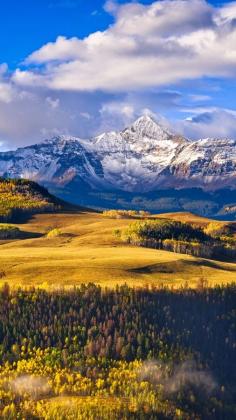 
                        
                            Wilson Peak Mountains, Colorado, United States.
                        
                    