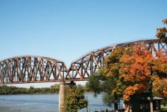 
                    
                        Riverfront views in Henderson Kentucky
                    
                