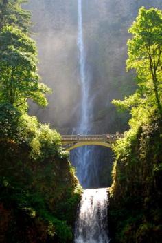 
                    
                        Multnomah Waterfalls  suitcasesandsunse...
                    
                