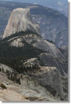 
                        
                            Yosemite Hikes: The Clouds Rest Trail  is 14.5 miles round trip and has one of the most stunning and wide-ranging 360 degree panoramic views
                        
                    