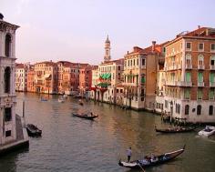 
                        
                            Venice!
                        
                    