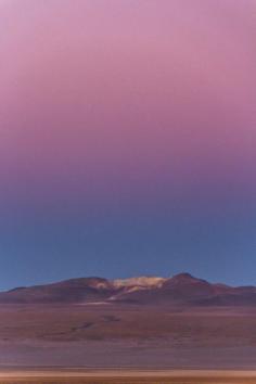 
                    
                        The colors in a sunset in the Salar de Uyuni are unreal!
                    
                