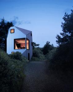 
                    
                        Heptagon House | Steven Christensen Architecture | Bustler
                    
                